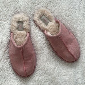 UGG Pearle Slippers Sz 7 Blush